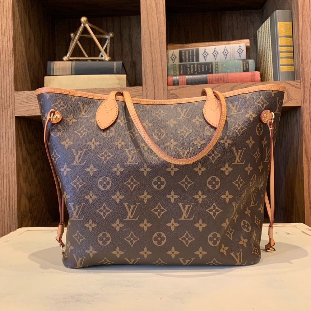 Louis Vuitton Neverfull MM Rose Ballerine